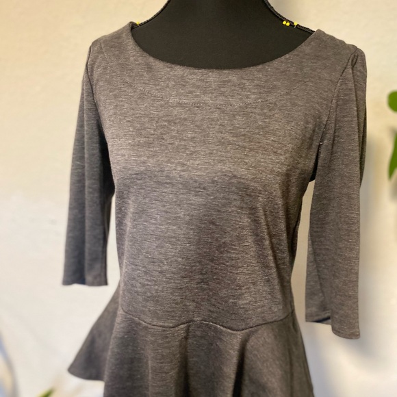 Vintage Inspired Heather Gray Peplum Blouse - Picture 2 of 4